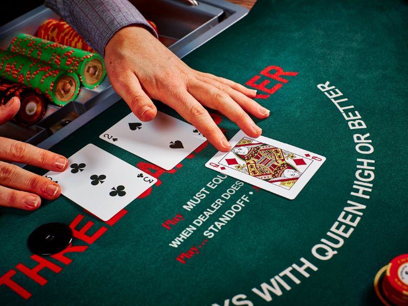 Thông tin về trò chơi Three Card Poker thú vị hàng đầu